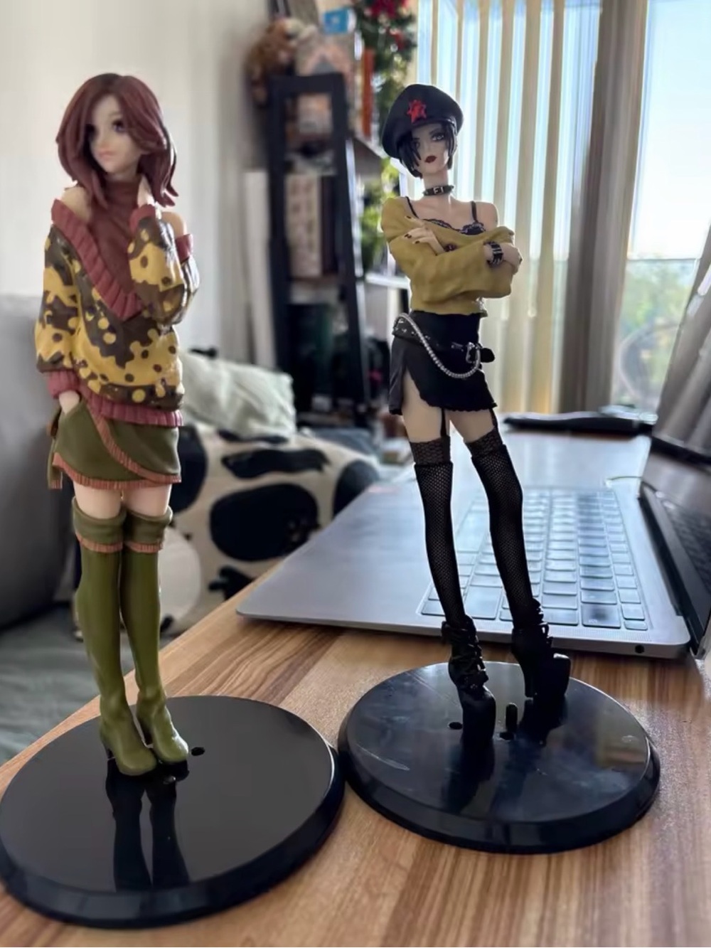 Nana figurines